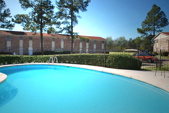 Colony Square la piscina - Colony Square