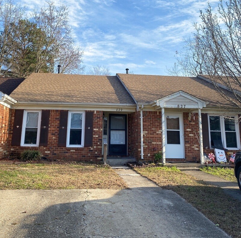 829 Wickford Dr, Chesapeake, VA 23320 Townhome Rentals in Chesapeake