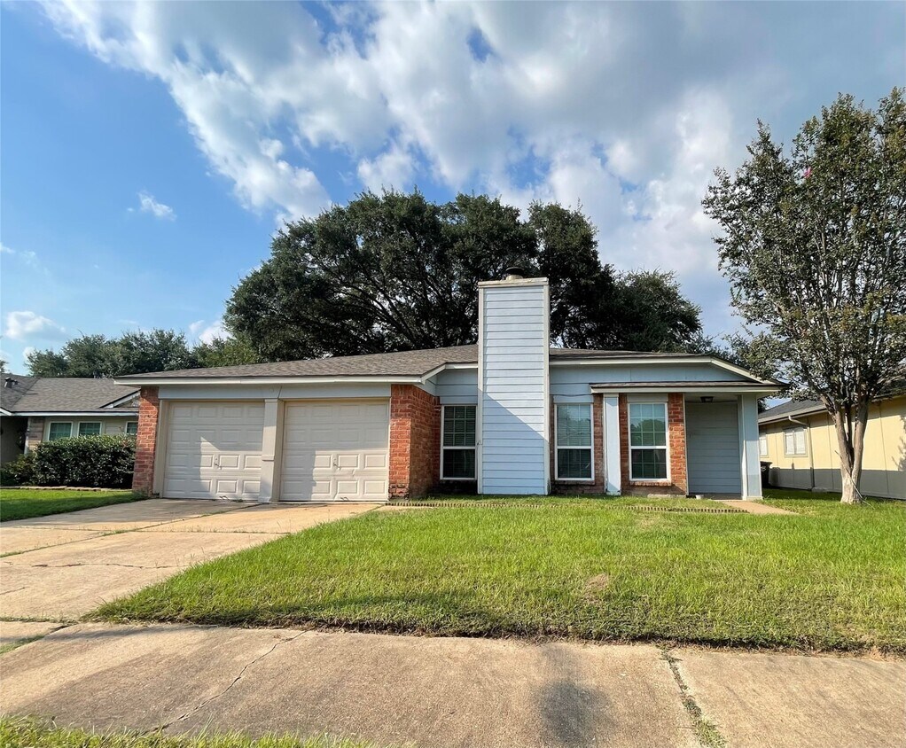 Foto principal - 20206 Apache Gardens Ln