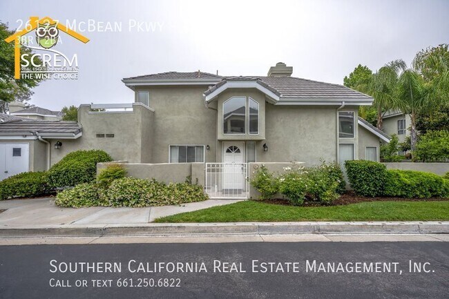 Foto del edificio - Three Bedroom Townhouse in Gated Community...