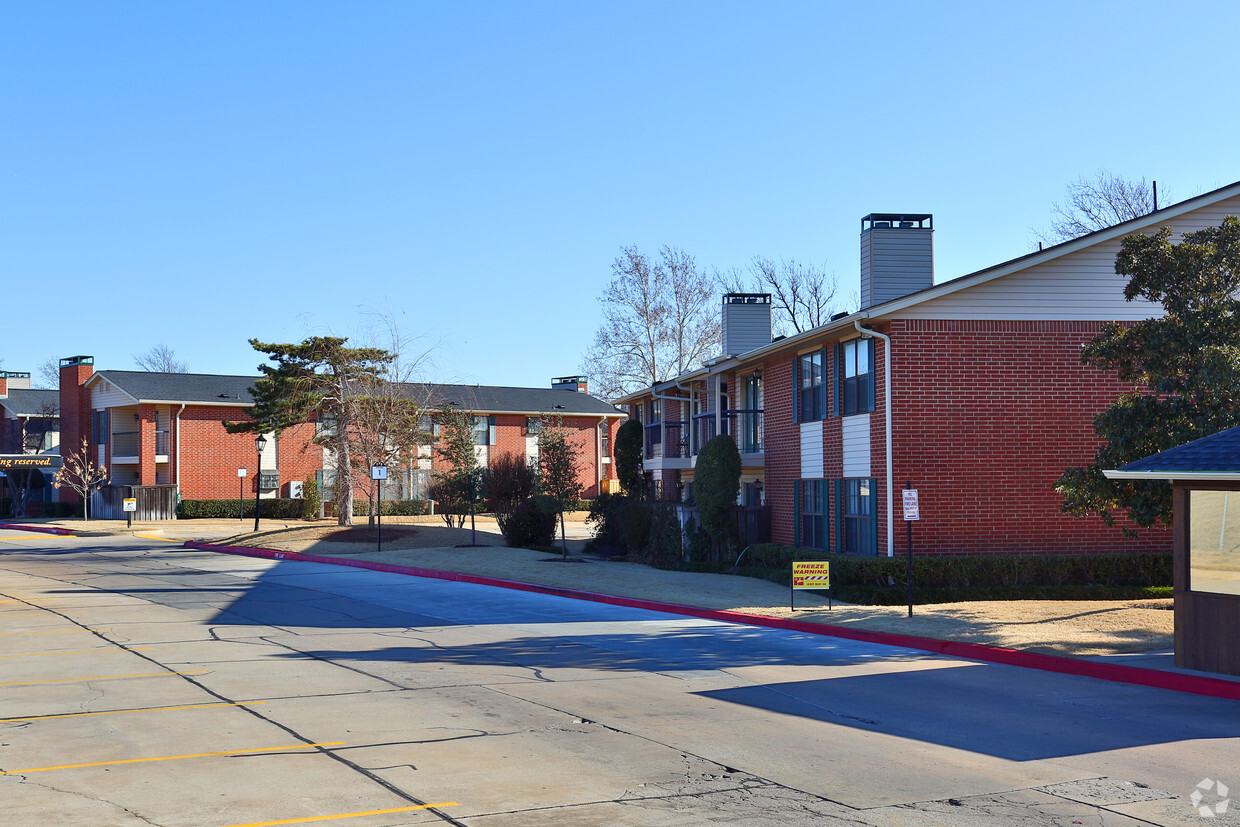 Primary Photo - Hemingway Condos