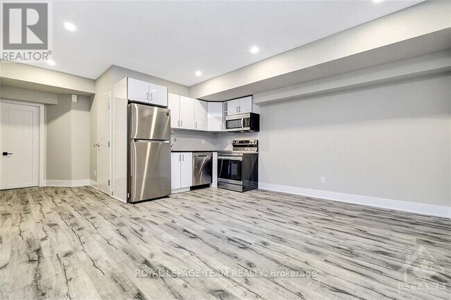 Photo du bâtiment - 1307 Thames St