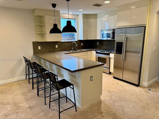 Foto del edificio - 2920 Catalina St