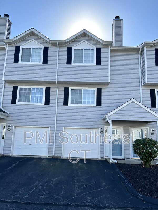 Foto principal - 310 Boston Post Rd