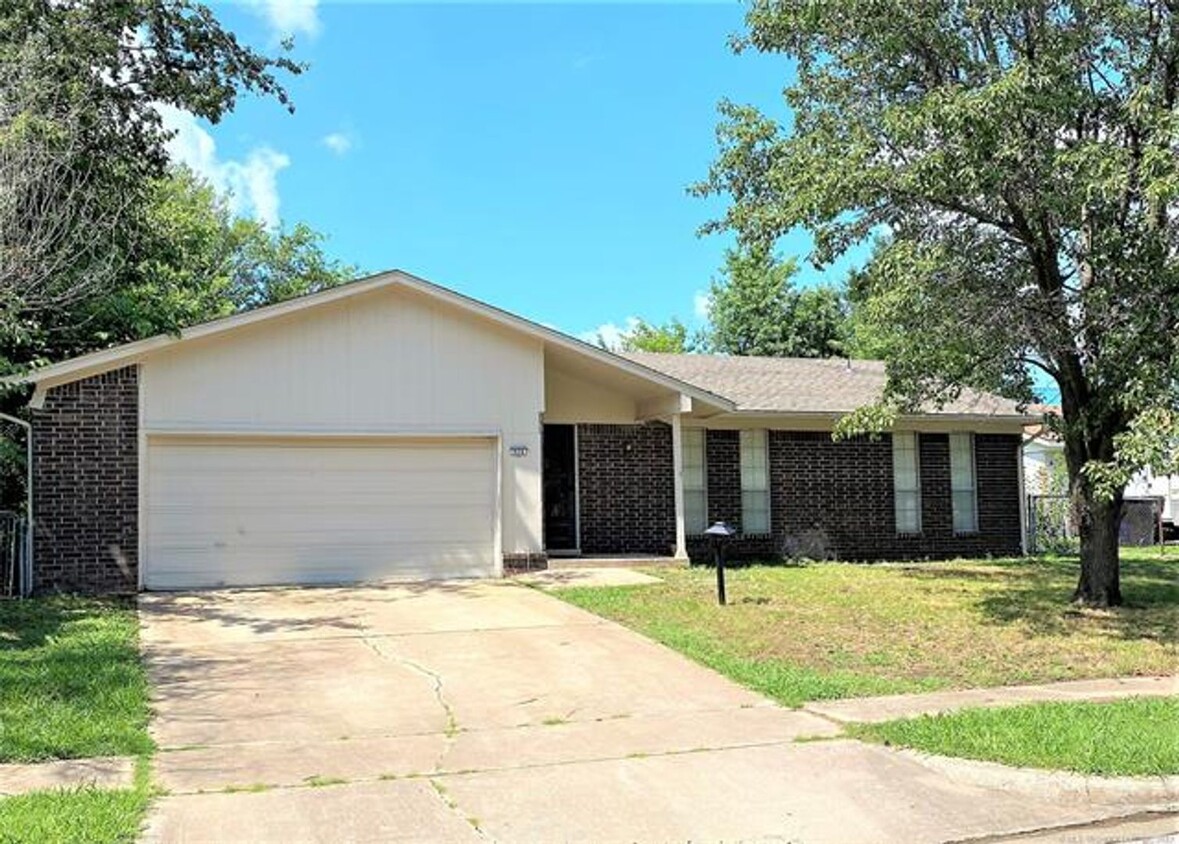 Foto principal - Perfect location near Rhema in Broken Arrow!