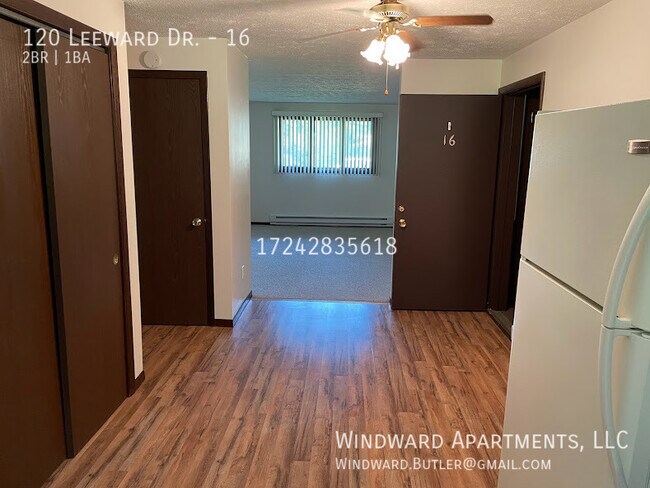 Foto del edificio - 120 Leeward Dr