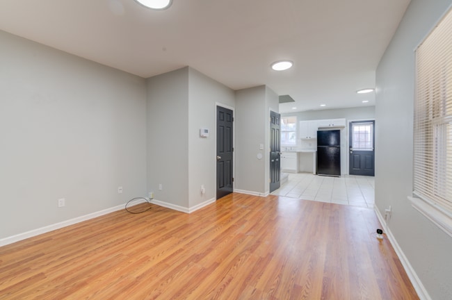 Building Photo - 77xx Vermont Ave