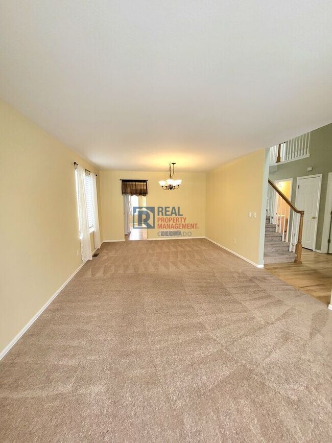 Foto del edificio - 8408 Blackgum St
