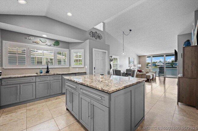 Foto del edificio - 621 Ocean Dunes Cir