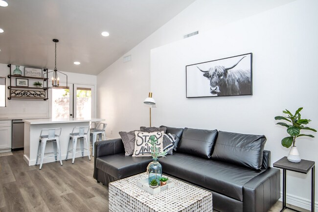 Foto del edificio - 2274 E 27th Ln