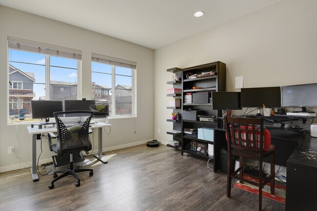 Building Photo - 14055 Touchstone St