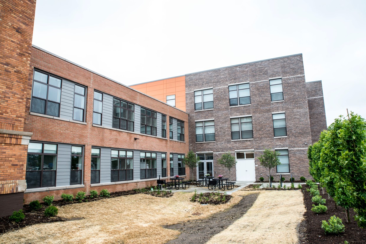 Primary Photo - Eagledale Senior Apartments