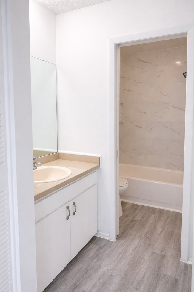 Foto del edificio - 3427 59th Ave W