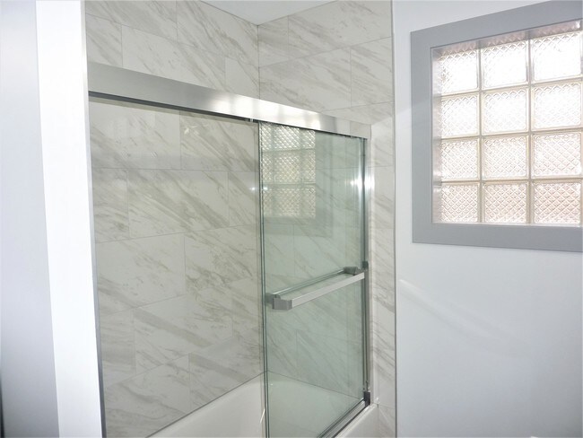 Foto del edificio - 5633 S Kenneth Ave