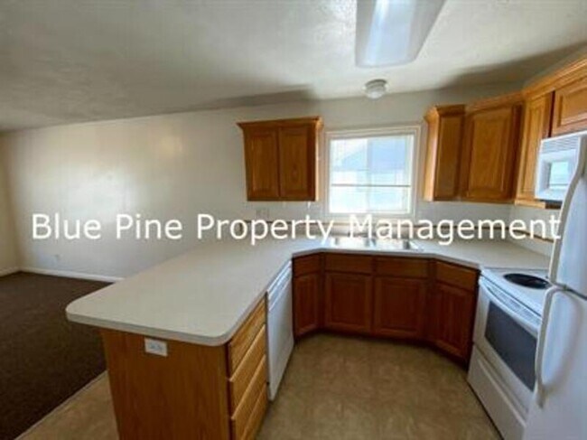 Foto del edificio - 3156 Chasewood Dr