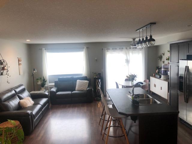 Photo du bâtiment - 3 bedroom in Grande Prairie AB T8W 0J6