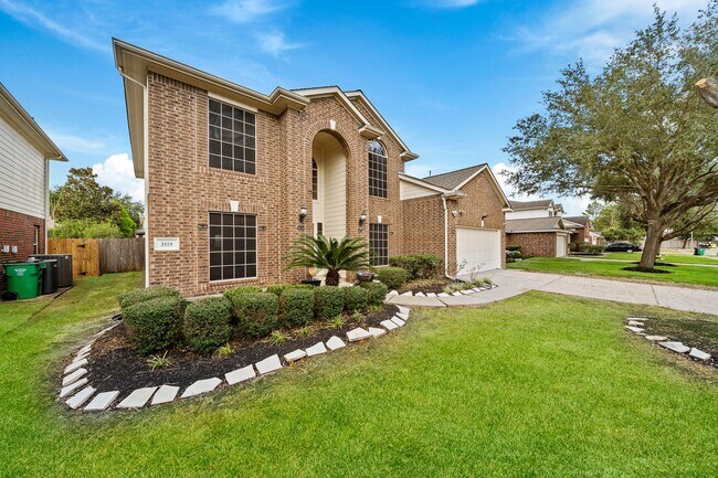 Foto del edificio - 3519 Brackenfern Rd