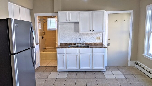 Foto del edificio - 8-12 Flora Street