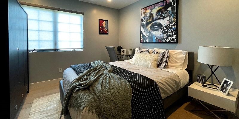 Foto principal - 300 N Plymouth Blvd