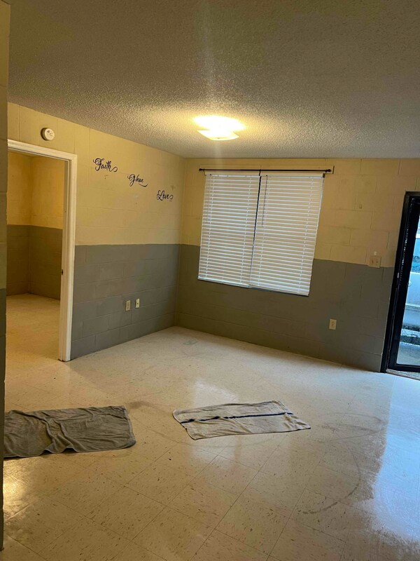 Building Photo - 1014 Glaze Ct