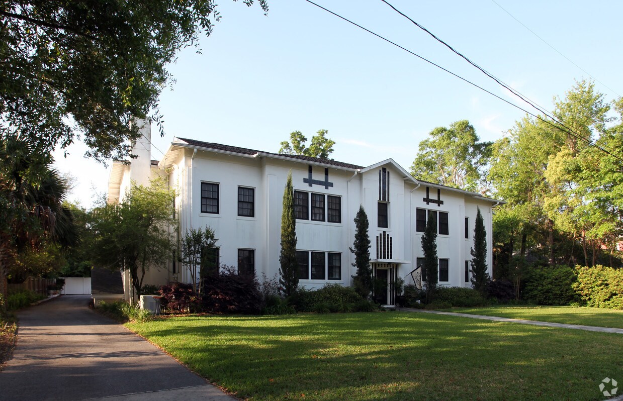 Primary Photo - 1515 Lakeview Ave