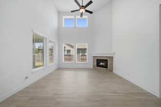 Building Photo - 7422 Netherfield Ln