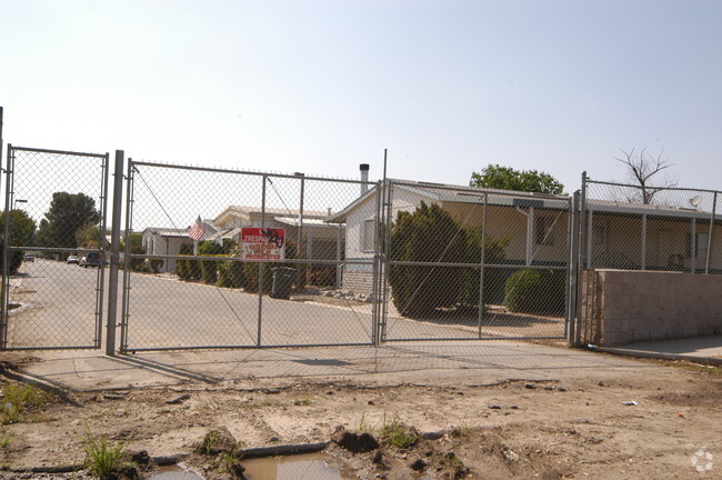 Building Photo - Lake Perris Village MHC