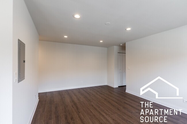 Foto del edificio - 6970 N Sheridan Rd
