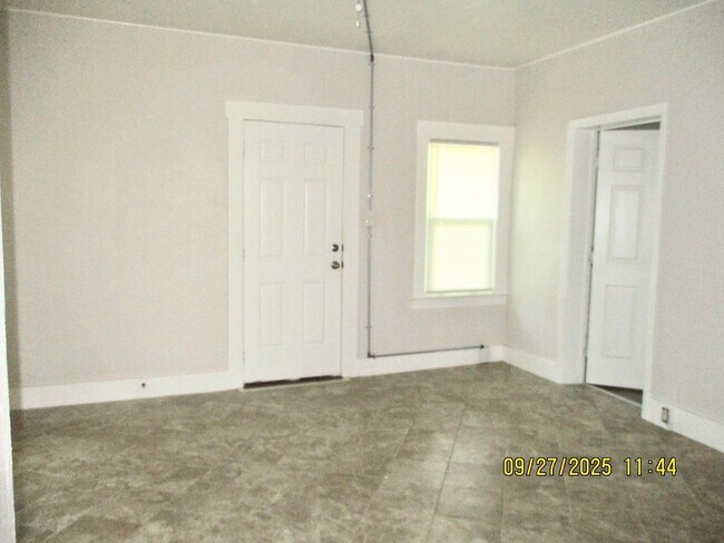 Foto del edificio - Cozy 1-Bedroom, 1-Bath Apartment Downtown Daytona