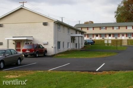 Primary Photo - 1057 Schwanger Rd