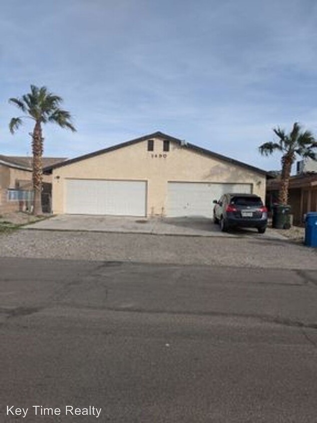 Primary Photo - 1490 Church Dr