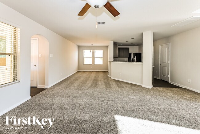 Building Photo - 25593 Roy Rogers Ct
