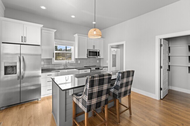 Foto del edificio - 219 Auttie Cir