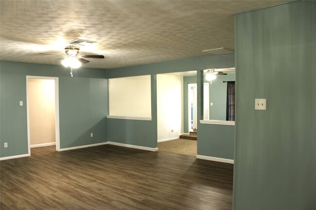 Foto del edificio - 8203 Wilmerdean St