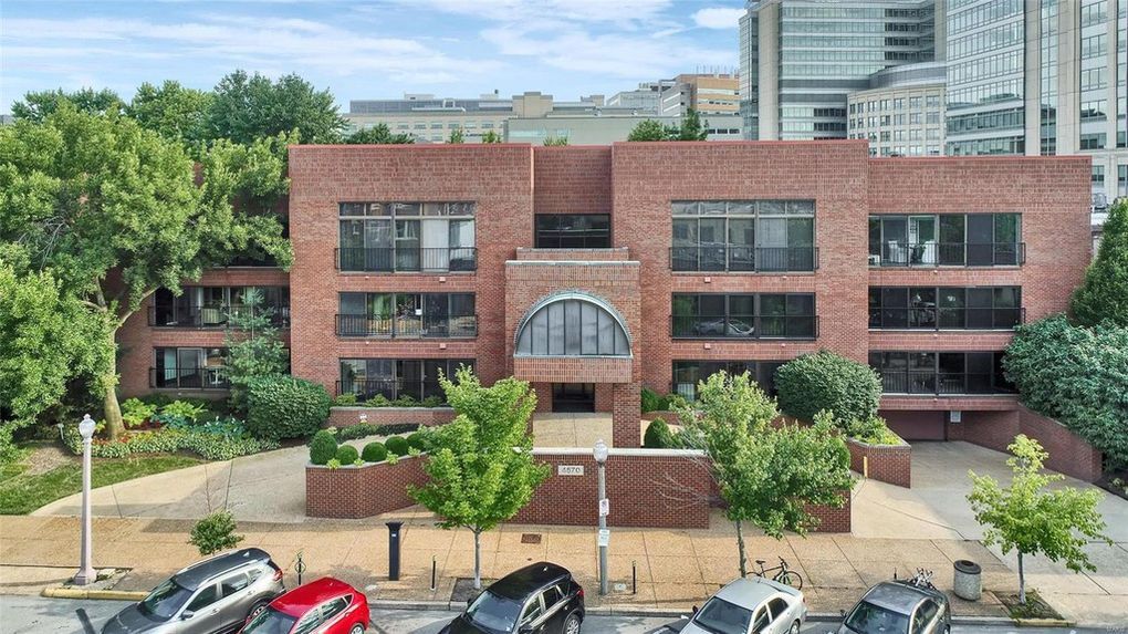 4570 Laclede Ave Unit 101, Saint Louis, MO 63108 Condo for Rent in