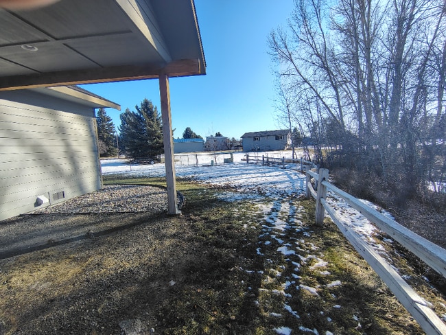 Building Photo - 167 Valley Rose Ln