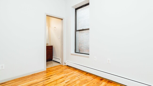 Foto del edificio - 197 Monroe St