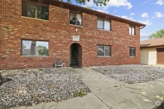 Building Photo - 1202 Dean Dr