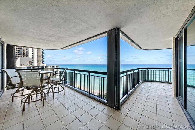 Building Photo - 5380 N Ocean Dr