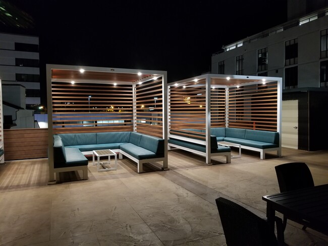 Tuuci Cabanas with USB outlets - Two50 Downtown