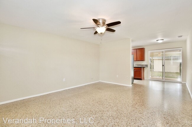 Building Photo - 2 br, 1 bath House - 751 Highland Street