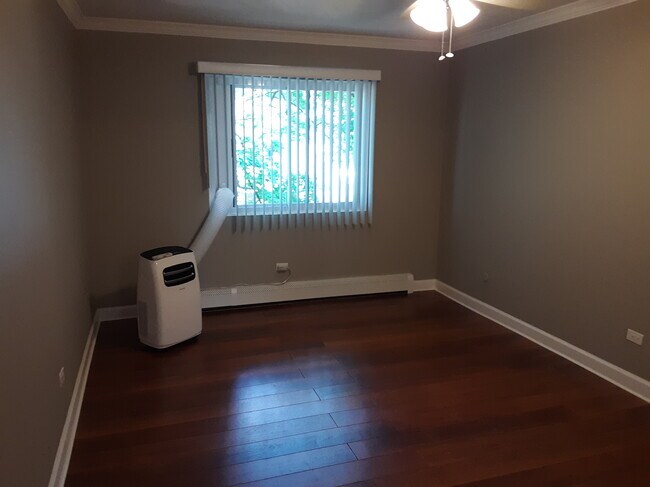 Foto del edificio - 5117 Blodgett Ave
