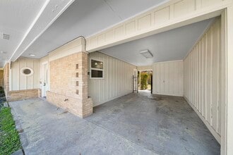 Building Photo - 404 Milwaukee St