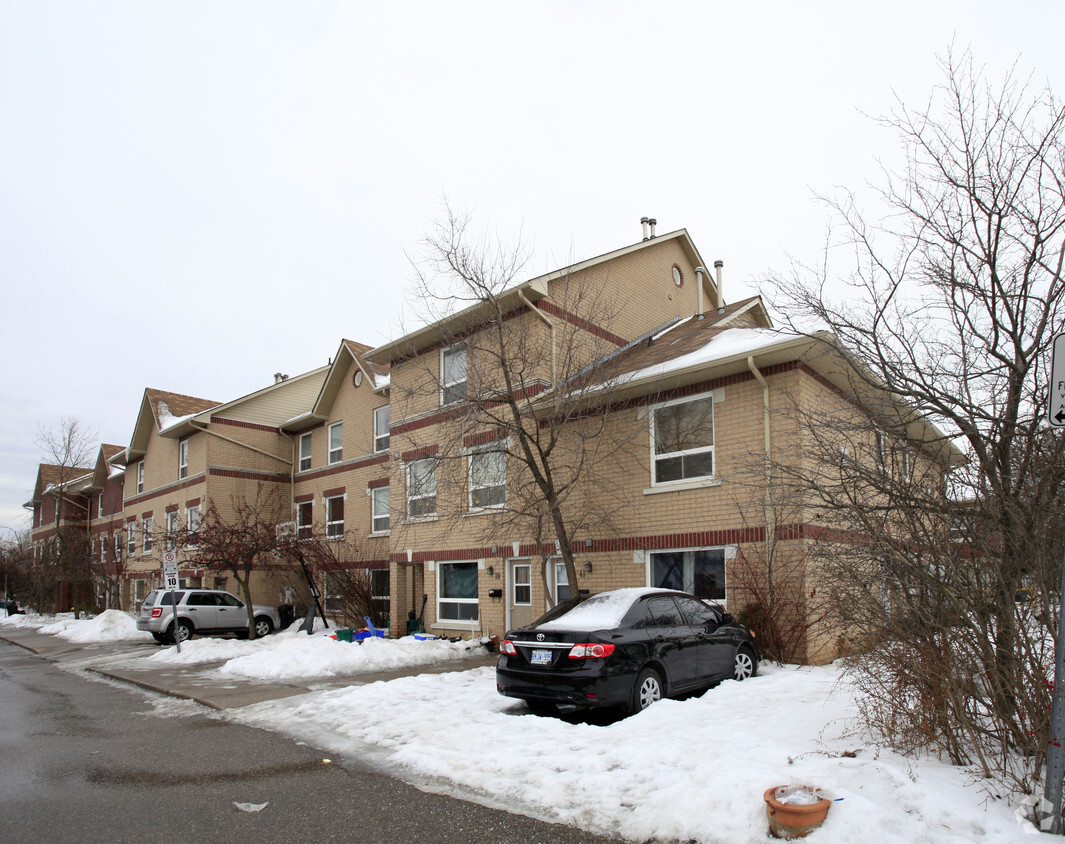 Photo du bâtiment - Centre Green Co-operative Housing