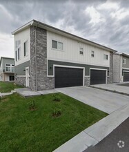 Building Photo - 236 Miller Ln