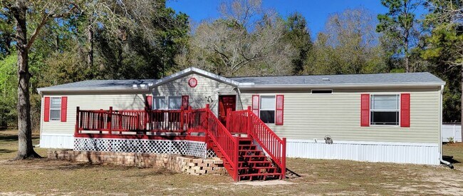 Foto del edificio - 15473 Peach Orchard Rd