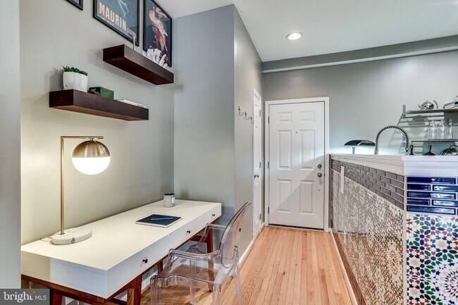 Foto del edificio - 610 Irving St NW