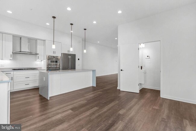 Building Photo - 3212 Evergreen Walk