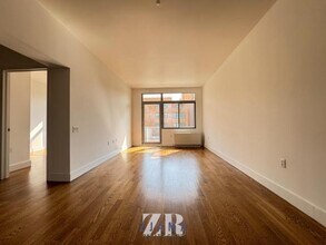 Building Photo - 836 Bergen St