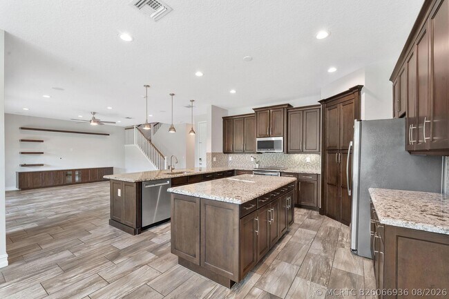 Foto del edificio - 14545 Alabaster Ave